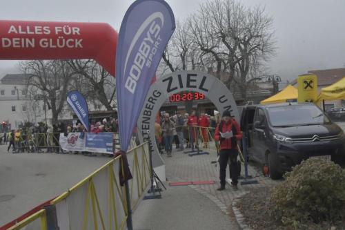 61. Hirtenberger Silvesterlauf